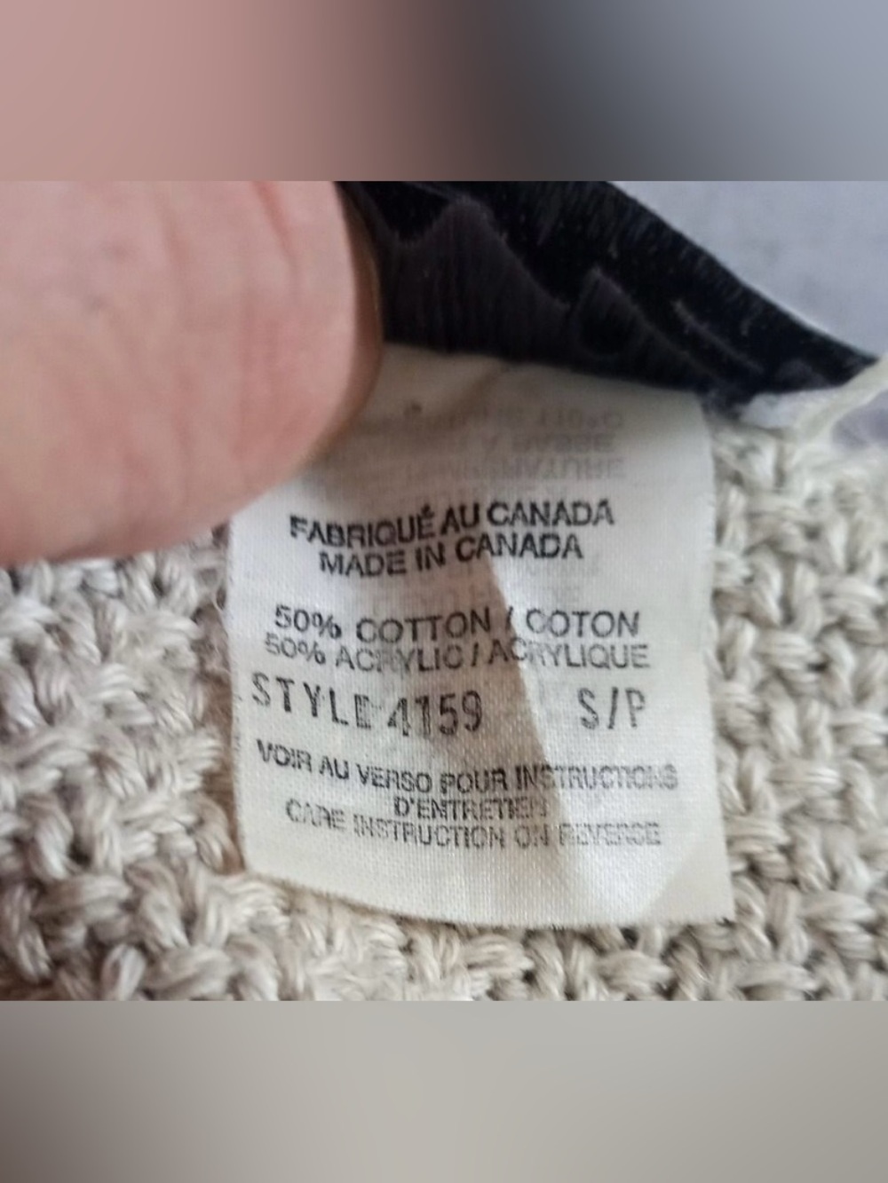 Vintage Cable Knit Sweater (Small) - Picture 5 of 5